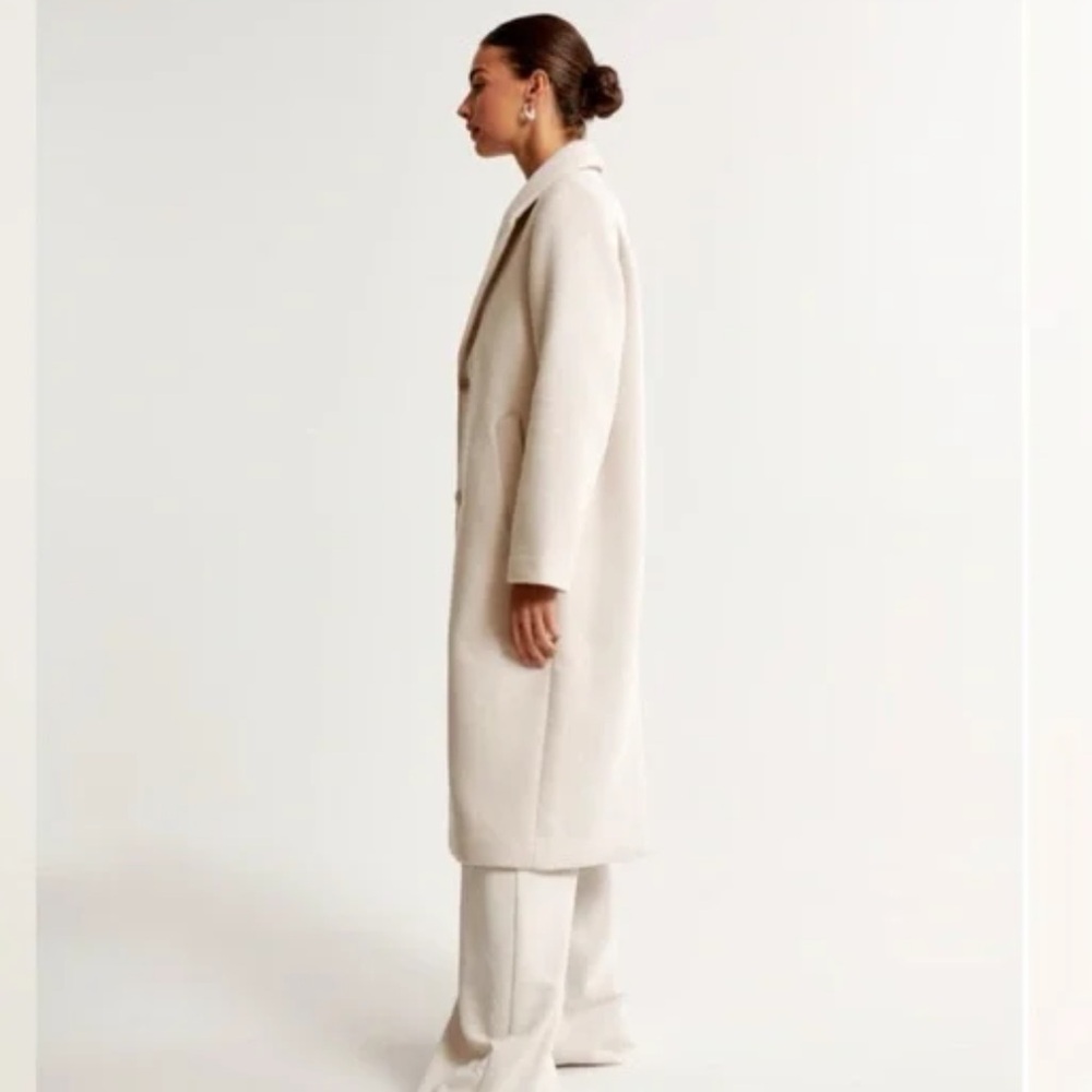 Abercrombie & Fitch Wool Blend Tailored Topcoat NWOT Size Large - Picture 2 of 10